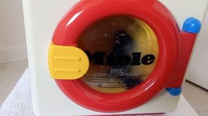 Theo klein vintage miele toy washing machine - Wash with water after repair