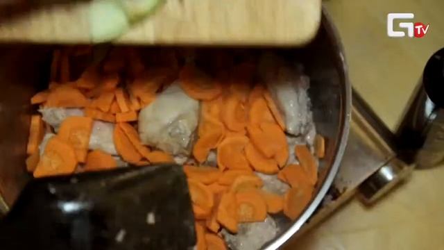 Ресторан БухтаLook & Cook Кролик с яблоками и Капрезе! 06 января 2015 смотреть онлайн