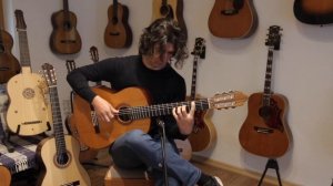 Manuel Bellido “negra” 1991 flamenco guitar – truly a special guitar, with tremendous sound quality