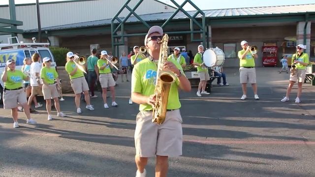 Brass and Sass 2018 - Edge of Glory смотреть онлайн