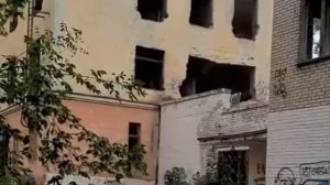 Дети обрушили стену заброшенного здания в Озёрске. Август, 2019
