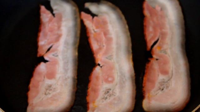 ГОТОВИМ ПО КНИГЕ - жаренные зелёные помидоры + РЕЦЕПТ смотреть онлайн