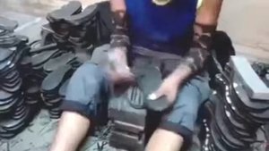 Из чего сделана ваша обувь ?