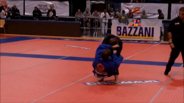BJJ Professional Cup 2011 - Chico Mendes Checkmat BJJ  Trojan Vs Stefano Nova Uniao