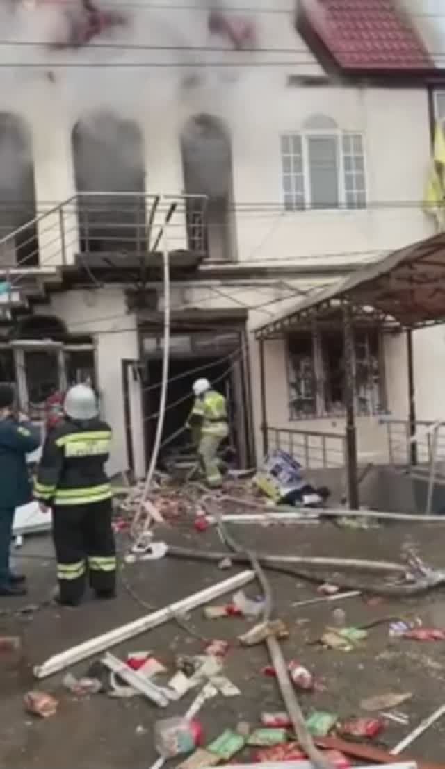 Что случилось в ингушетии. Перестрелка в ингушетии. Что случилось в ингушетии. Митинг в ингушетии драки. Улица бекова назрань авария.