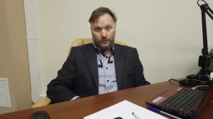 Выписать из квартиры через суд проживающего или не проживающего человека.