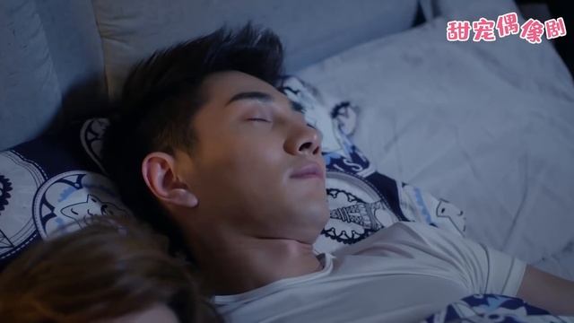 灰姑娘親自下廚為總裁烹飪豐盛晚餐，一碗愛心湯，直接俘獲總裁的心！ смотреть онлайн