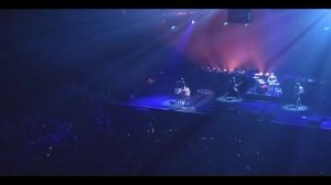 Avril Lavigne - Live At Budokan 2005 - Fall To Pieces