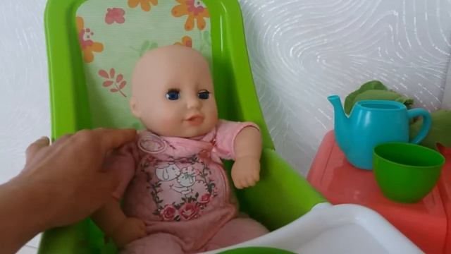 кукла Беби Анабель обедает смотреть онлайн