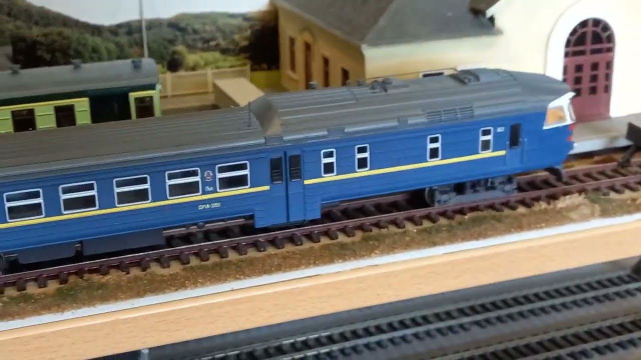 ДР1А-215 на стоянке смотреть онлайн