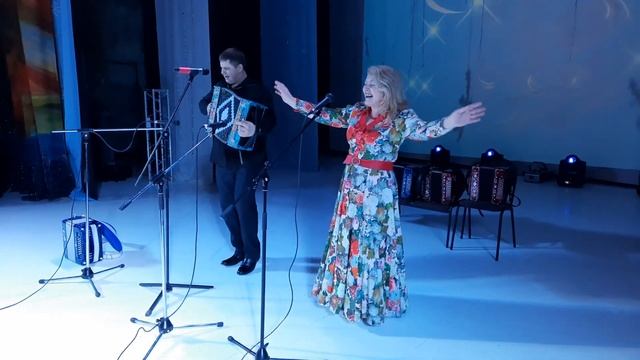 Под окном широким - Светлана Калачёва и Николай Лудин (экспромт) смотреть онлайн