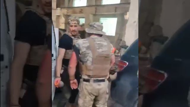 Несладко приходится американским солдатам на Украине. Конкретно эти - в Харьковской области.