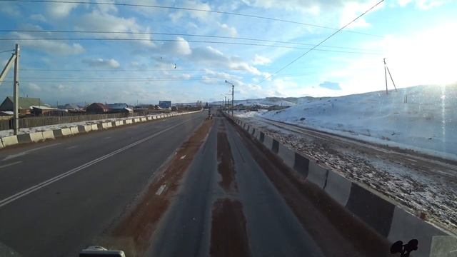 По горам вдоль реки Селенга. Рыба с озера Байкал. Проехал Улан-Удэ. дальнобой по России. смотреть онлайн