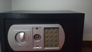 Open Digital Safe in 5 Seconds without key and Low Battery