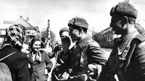 Katyusha (Катюша) - Soviet Folk and Military Music - 1939