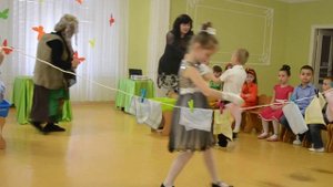 Веселая игра с мамами Утренник 8 Марта в детском саду Старшая группа