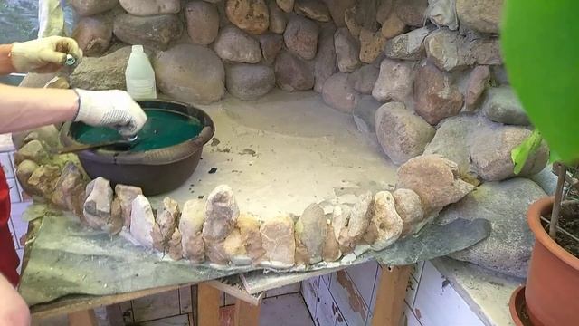 Заливаем эпоксидной смолой водопад.