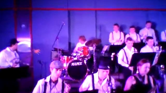 Sing Sing Sing смотреть онлайн