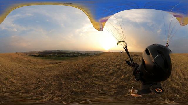 Видео 360. Учусь летать на параплане вместе с Альтаир-Аэро, Набережные Челны.