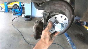 opel meriva how to change rear wheel bearing