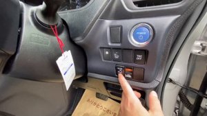 Обзор Toyota Noah ZWR80 HYBRID G 2015 год? Лучший гибрид! без пробега по РФ с аукциона Японии