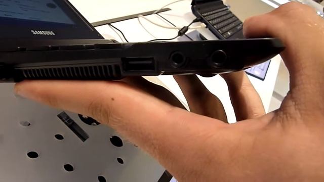 Samsung N350 Netbook Hands On - German смотреть онлайн