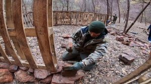 Строим дом на дне шахтного провала ! База Дангиона на глубине 115 метров !