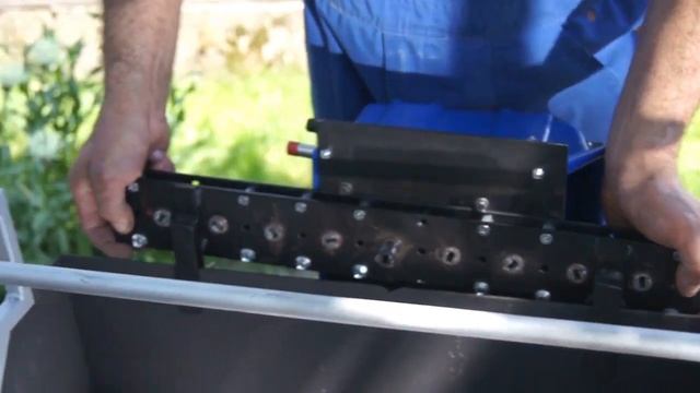 Мангал с электроприводом и подъёмным дном. (šašlykinė su elektros pavara ir su kėlimo dugnu)