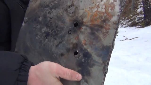 Это надо видеть .Винтовка Мосина.Бронежилет и бронепластина насквозь.Ничто не устоит