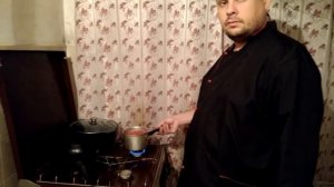 Как приготовить вкусный брусничный соус, отлично подходит к любому мясу.