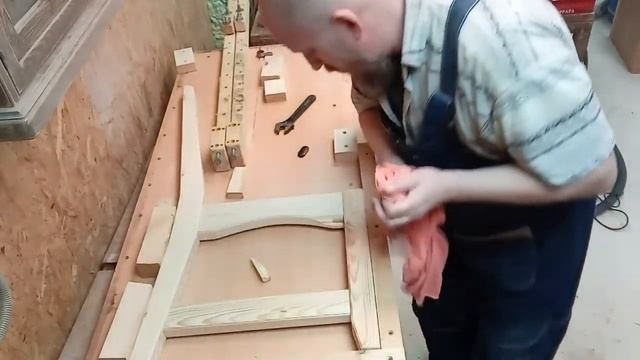 Стулья.  Сборка половинок смотреть онлайн