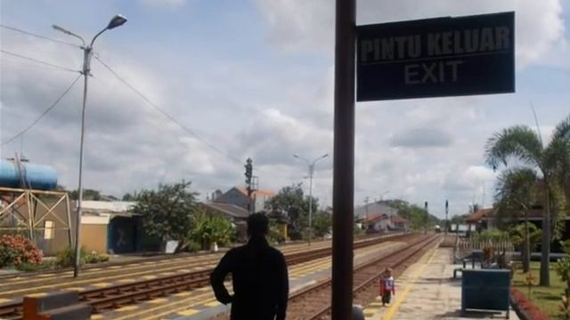 Java Passenger Trains Indonesia смотреть онлайн