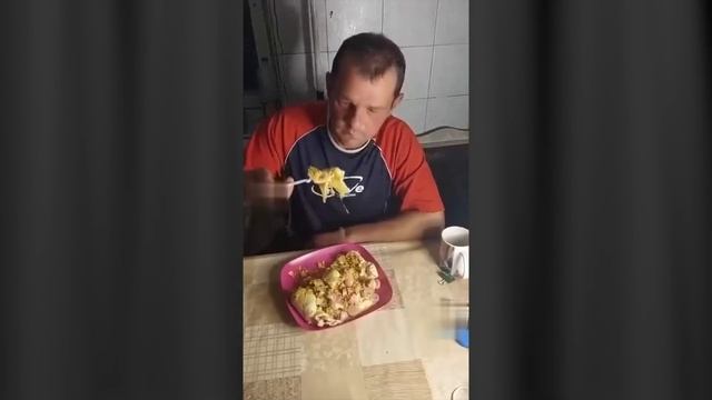 ПОМОЙНОЕ ХРЮЧЕВО ДЛЯ БЫДЛА | Почему маргиналы питаются чем попало?