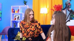 Меня удочерили Вампиры! Моя мама - Вампир!