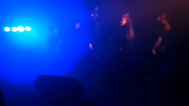Очень прикольный танец от девушек Хиллсонг Киев!!!