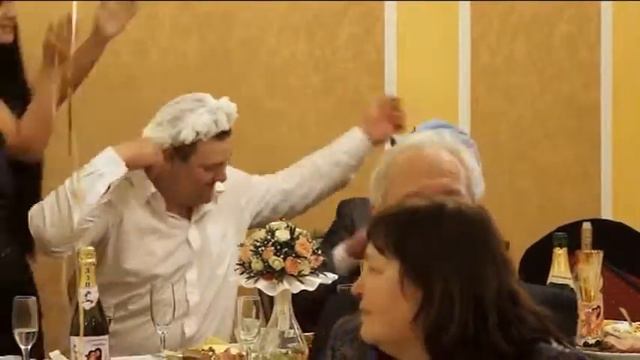 Классическая свадьба с театрализованным выкупом невесты смотреть онлайн