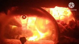Выдержит ли стекло крышки сковороды жар топки? Показываю этапы горения ПДА.