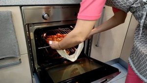 Тушеная картошка с мясом в духовке | Ну ОЧЕНЬ ПРОСТОЙ рецепт | Быстрый обед или ужин для всей семьи