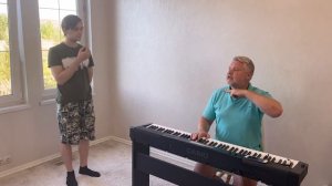 Постановка голоса. Как достать голос и поставить его на дыхание. Работа со связками (3)