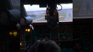 Посадка ту 134 из кабины пилотов.  Аэропорт Минск.
