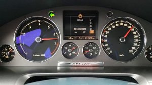 VW PHAETON 4.2 Acceleration 0-100 0-200 * V8 335HP Stock + LPG, Engine Sound * FULL HD 1080p 60fps