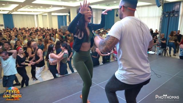 Daniel y Desiree [Bachata Workshop] ? Fever Bachata World Congress 2022 смотреть онлайн