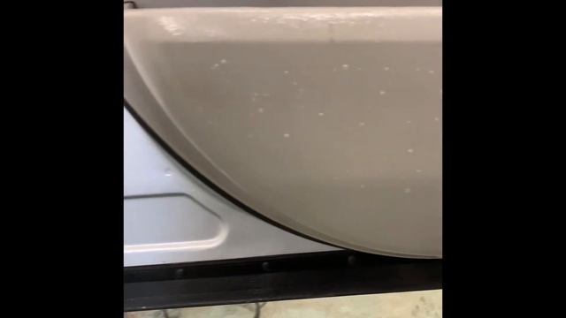 Как меламиновая губка с AliExpress чистит пластик в авто. Jak magiczna gąbka czyści plastik w aucie смотреть онлайн