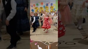 Рок-н-ролл в детском саду.