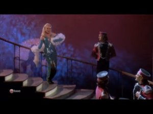 DEATH BECOMES HER - OPENING
