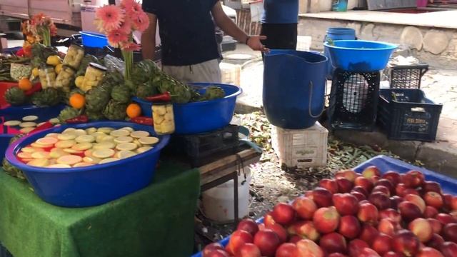 ПЯТНИЧНЫЙ РЫНОК В ЦЕНТРЕ АНТАЛИИ смотреть онлайн