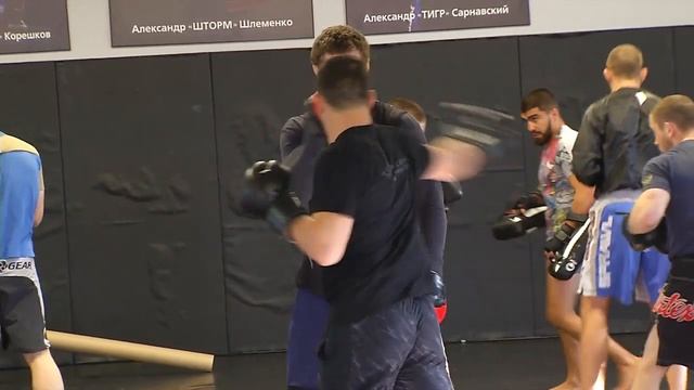 Серия важных поединков у омских бойцов ММА смотреть онлайн