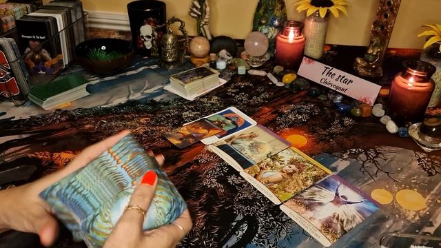 How is your on & off connection going? pick a card for a Tarot reading today! Timeless смотреть онлайн