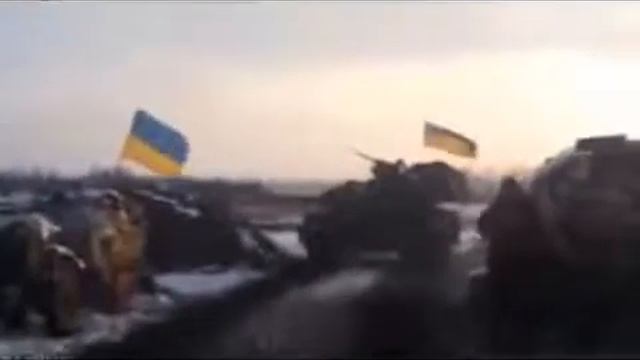 Ukrainian tank shoots at separatists  01 30 2015  Ukraine War Today News смотреть онлайн