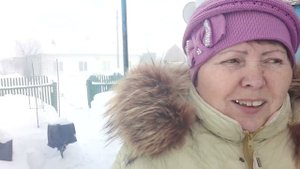 Деревня .День прекрасный  .Зимняя красота туман, иней на деревьях чистка снега .  Готовим обед .